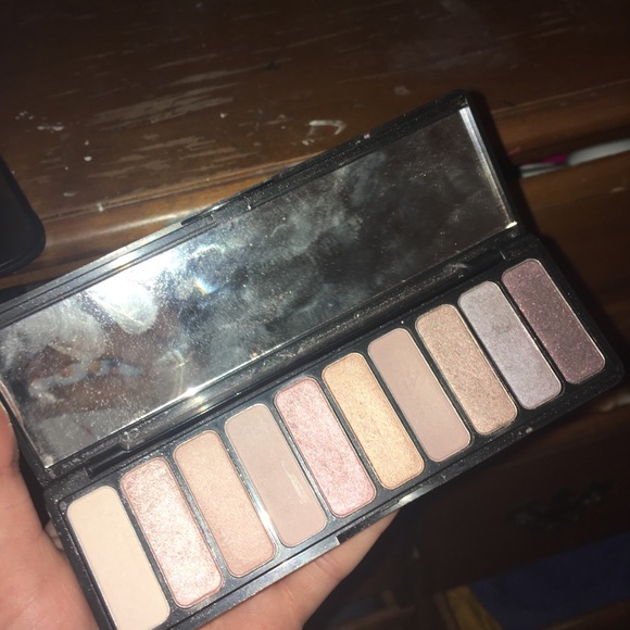 ELF Other - elf nude rose gold eyeshadow palette ELF Other - elf nude rose gold eyeshadow palette